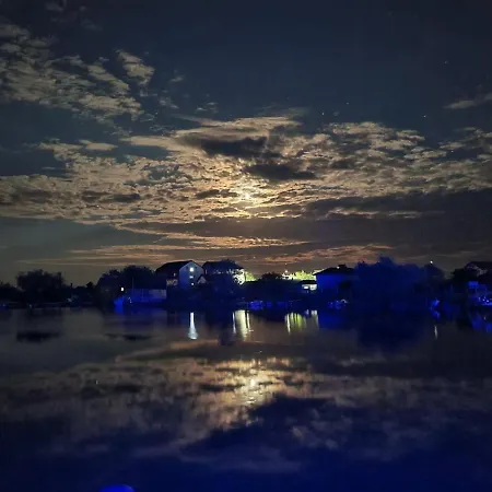 Hotel Plutitor Casa Pescarilor Sulina Szálloda 3*