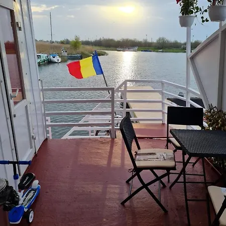 Hotel Plutitor Casa Pescarilor Sulina Szálloda 3*