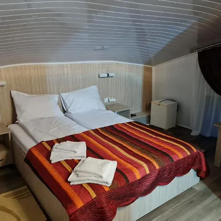 Szálloda Hotel Plutitor Casa Pescarilor Sulina