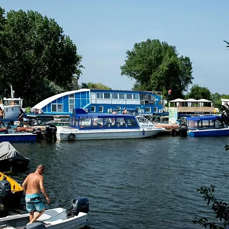 Hotel Plutitor Casa Pescarilor Sulina